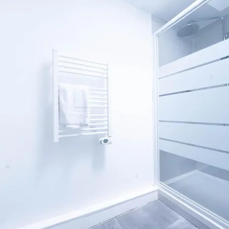 Espace Coliving Cosy Avec Piscine - La Conciergerie Martinkeys *